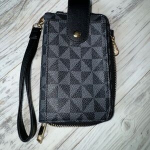 Geometric Black Wristlet Wallet
